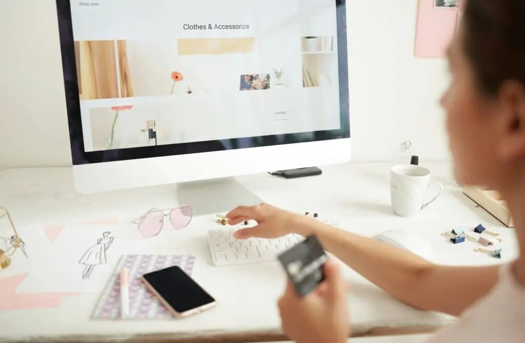Explosez vos ventes en ligne en 5 étapes simples avec Shopify : découvrez comment lancer votre boutique en ligne maintenant !