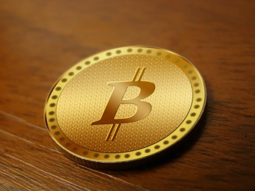 découvrez le monde fascinant de bitcoin, la première cryptomonnaie révolutionnaire qui redéfinit les transactions financières. apprenez comment elle fonctionne, ses avantages et comment l'intégrer dans votre vie quotidienne.
