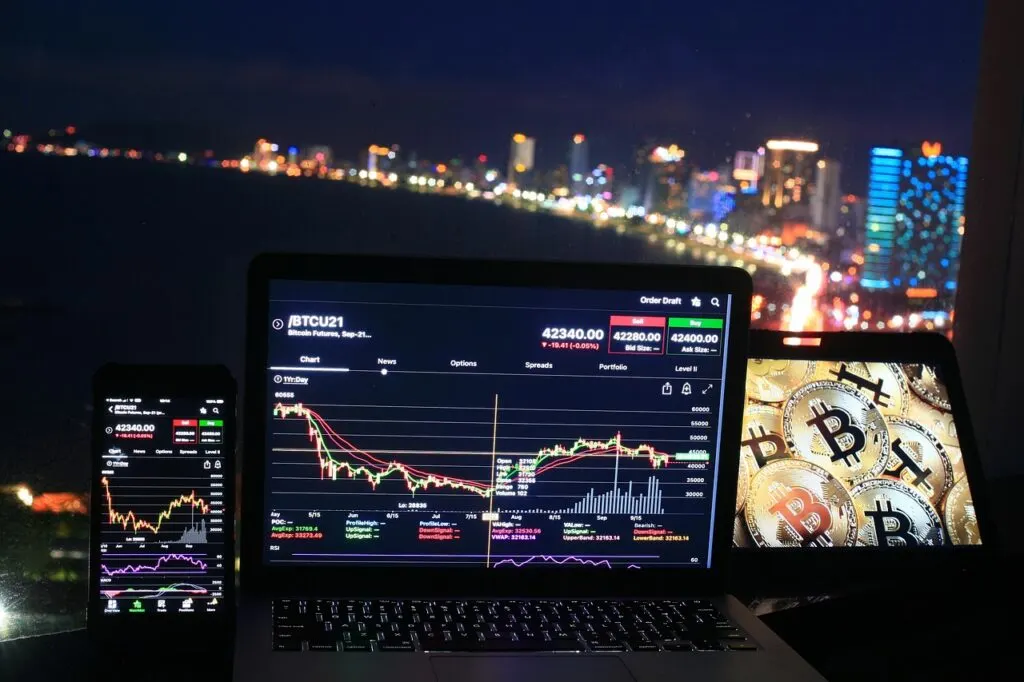découvrez comment assurer la stabilité dans le trading de crypto-monnaies grâce à des stratégies efficaces et une gestion rigoureuse des risques.
