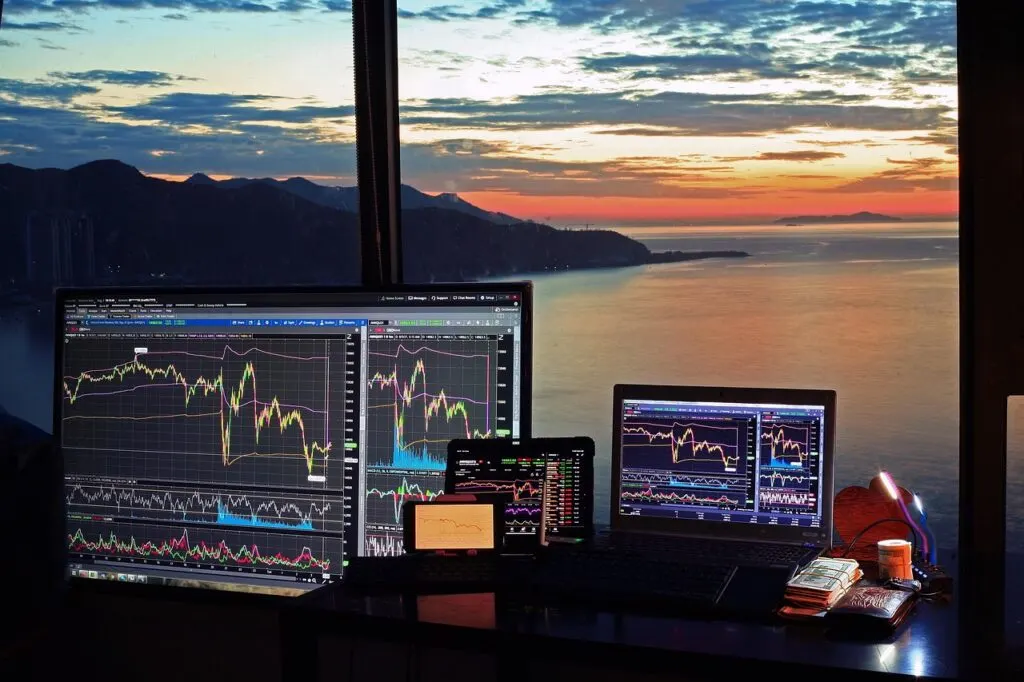 découvrez pourquoi les traders de bitcoin vendent leurs actifs, les tendances actuelles du marché et comment maximiser vos profits grâce à des stratégies efficaces.