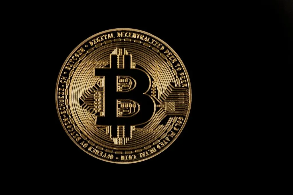 découvrez tout sur le bitcoin, la première cryptomonnaie décentralisée, son fonctionnement, ses avantages et son impact sur la finance mondiale.